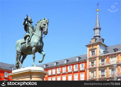 View of Plaza Mayor in Madrid with statue of King Philip III (created in 1616), Spain