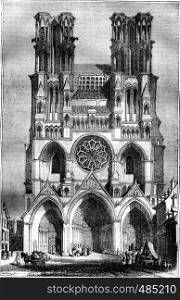 View of the Cathedral of Laon, vintage engraved illustration. Magasin Pittoresque 1836.