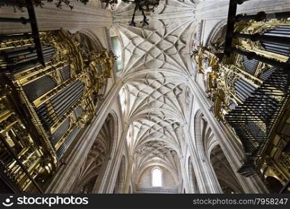 View of the ceiling and the pipe organs of the Cathedral of Segovia, Spain.