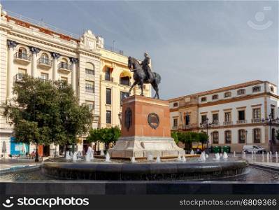 View of the Plaza de las Tendillas, and the sculpture of the great captain Gonzalo Fernandez de Cordoba. Spain. Andalusia.