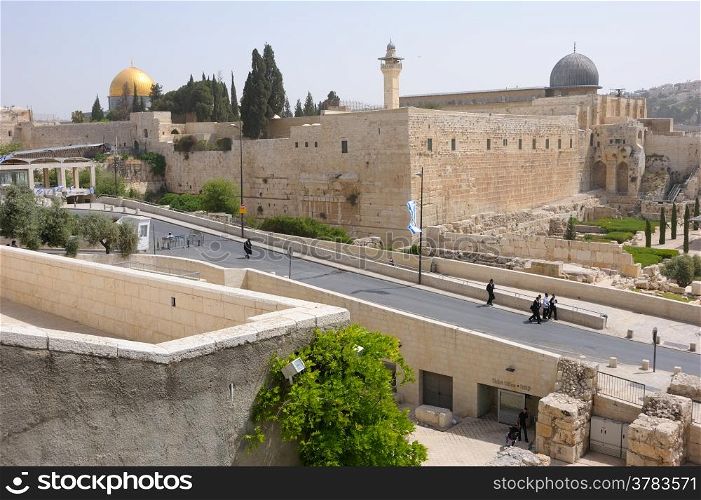 View on the walls of Jerusalem and the Temple Mount, Dome of El Aqsa Mosque and the Dome of the Rock (Golden Dome).