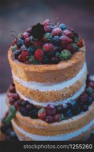 Vintage Wedding Cake With Berries
