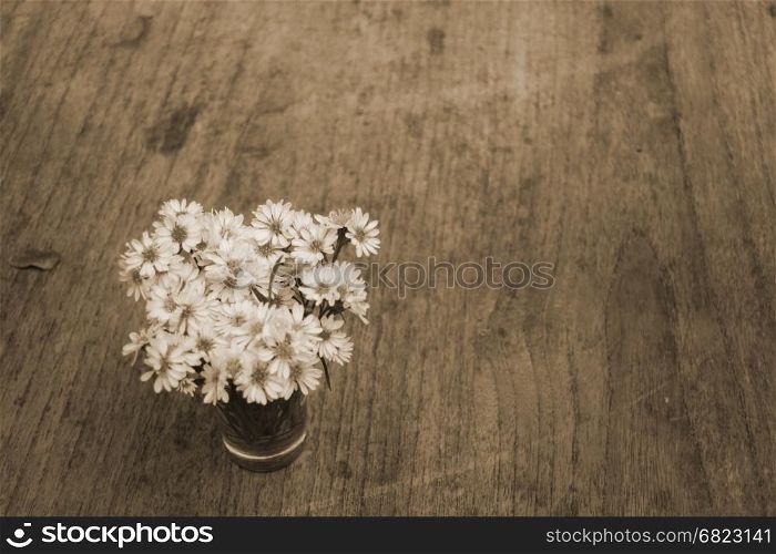 Vintage white flower pot on wooden table, Old Style