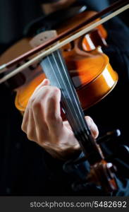 Violin player playing the intstrument