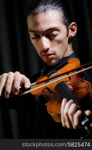 Violin player playing the intstrument