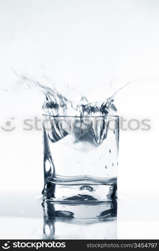 vodka alcohol elegant splash bar background