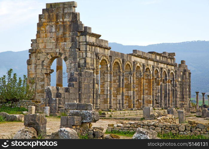 volubilis in morocco africa the old roman deteriorated monument and site