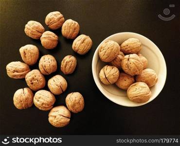           walnuts with shell