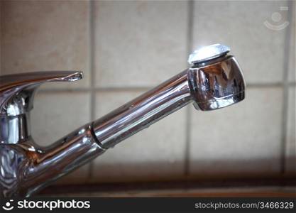 wash the glass in kitchen sink