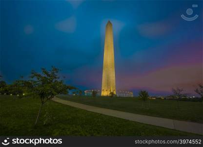 Washington memorial at dusk