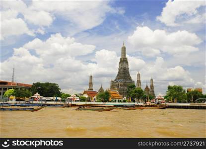 Wat arun from the Chao Praya River Bangkok Thaliand on 27 august 2011