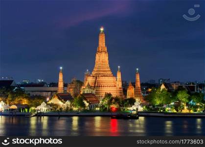 Wat Arun temple in Bangkok. Thailand is the oldest archaeological site at night, HDR Images.. Wat Arun temple