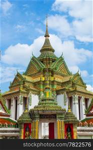 Wat Pho, the main attractions of Thailand. Art is beautiful.