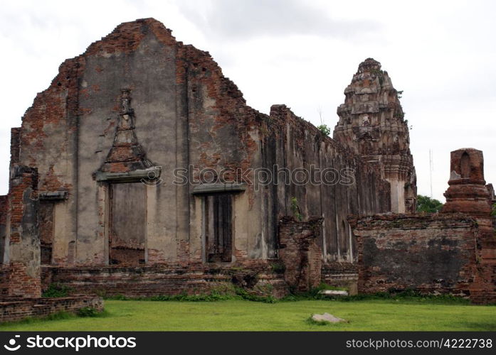 Wat Pra Sri Rattana Mahathat in Lopburi, central Thailand