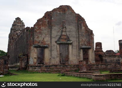 WAt Pra Sri Rattana Mahathat in Lopburi, central Thailand