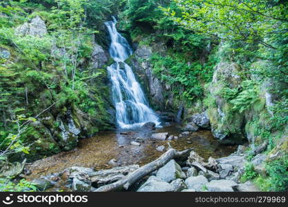 ,waterfall,chorsin,loire,france