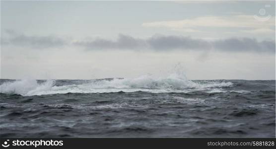 Waves in the Pacific Ocean, Skeena-Queen Charlotte Regional District, Haida Gwaii, Graham Island, British Columbia, Canada