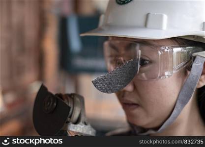 Wear safety glasses saved this engineer women is eye while work because plug in cutting disc broken, Dangers of using power tools, Safety first