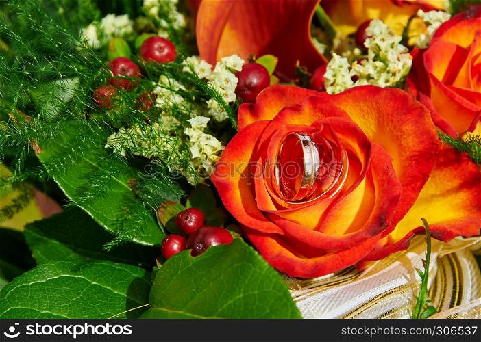 wedding bouquet orange roses