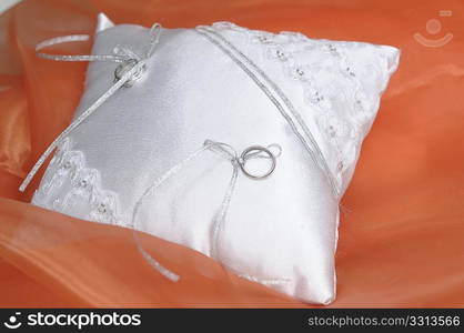 Wedding cushion