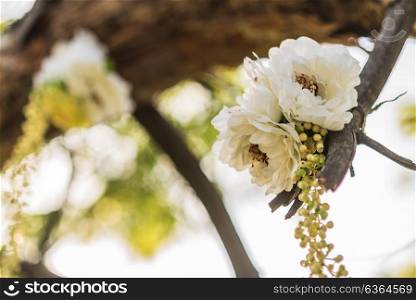 wedding decor, flowers on the tree