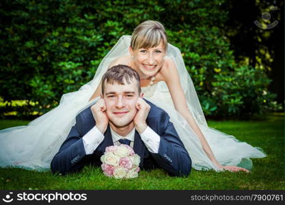 wedding games on a grass