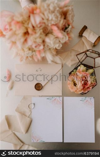 wedding rings with a wedding decoration