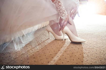 Weightless dresses at the wedding, shoes white shoes.. Weightless dresses at wedding, shoes white shoes.