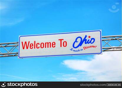 Welcome to Ohio sign at the state border
