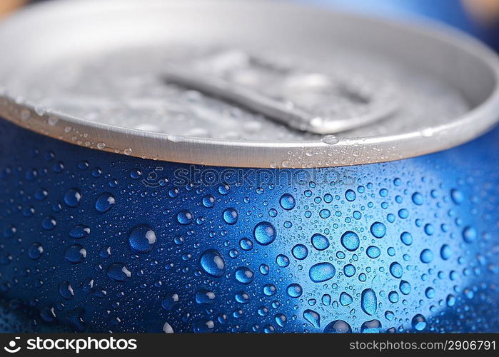 wet aluminium can with drink, close-up of top