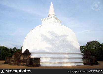 White stupa Kiri Vihara in Polonnaruwa, Sri Lanka