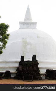 White stupa Kiri Vihara in Polonnaruwa, Sri Lanka