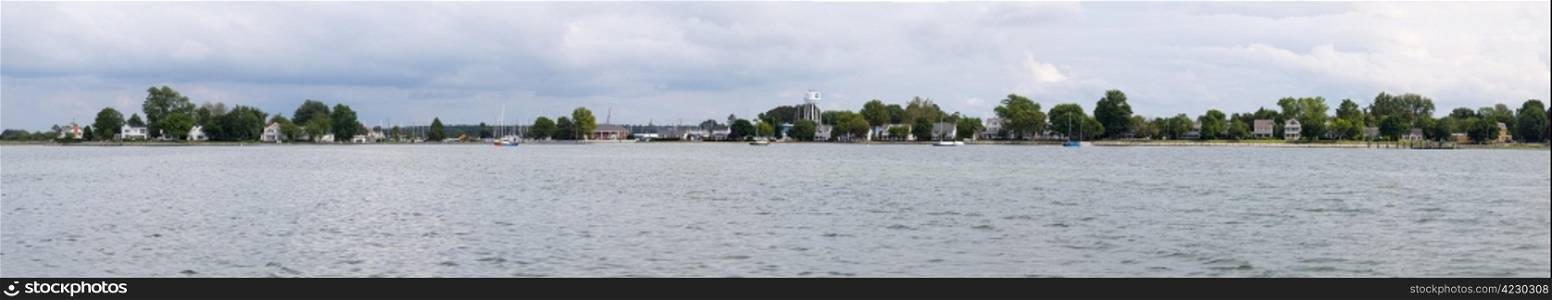 Wide panorama of Oxford on the banks of Chesapeake bay in Maryland