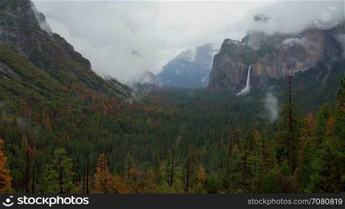 Wide time lapse of storm blowing in Yosemite Valley