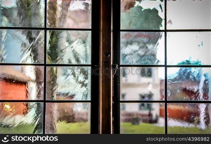 Window with crackelered glass.