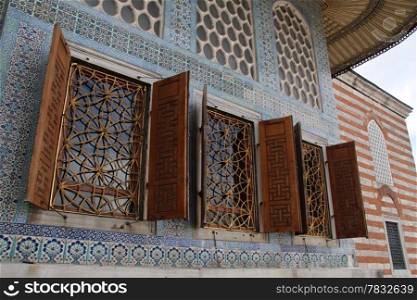 Windows and roof of Harem in Topkapi palace, Istanbul