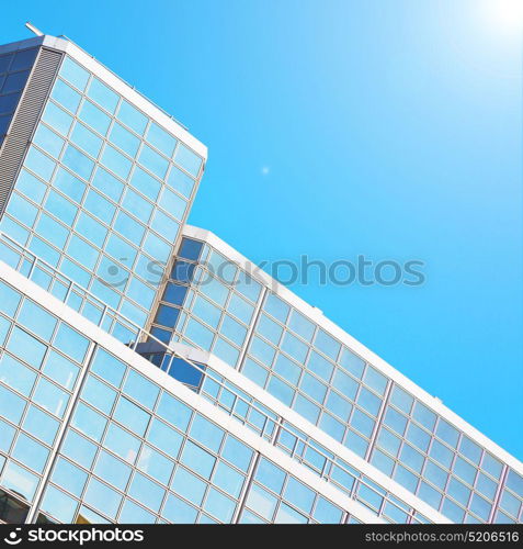 windows in the city of london home and office skyscraper building