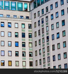 windows in the city of london home and office skyscraper building