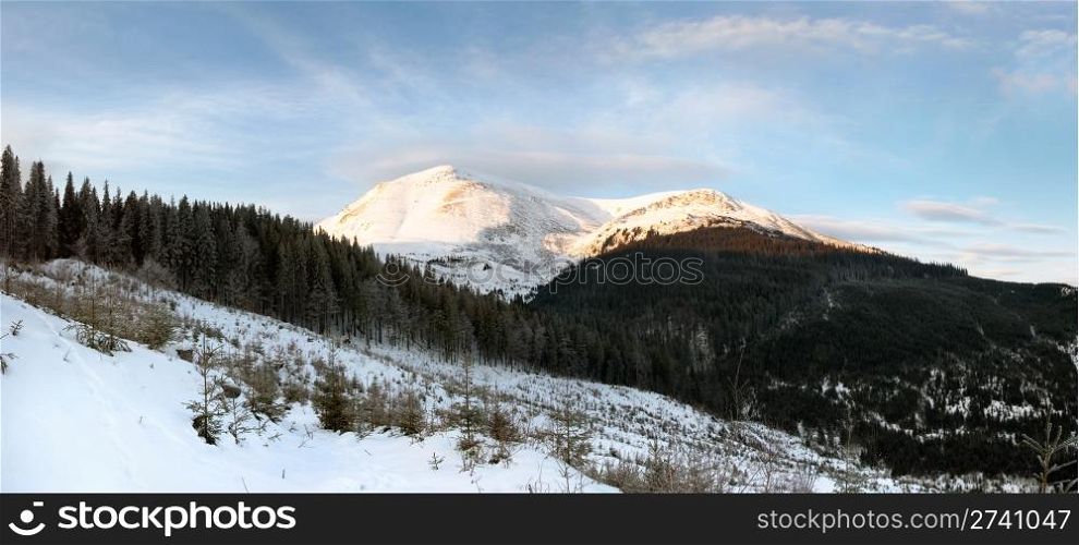 Winter daybreak mountain landscape (Ukraine, Carpathian Mt&rsquo;s, Petros Mountain)