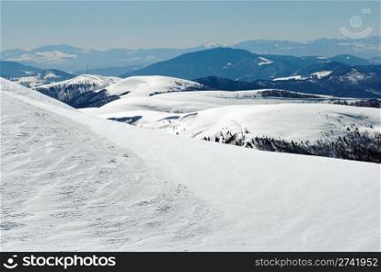 Winter mountain landscape (Ukraine, Carpathian Mt&rsquo;s, Svydovets Range)