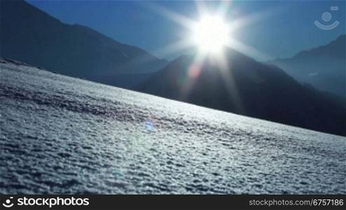 Winterliches Panorama in den Alpen