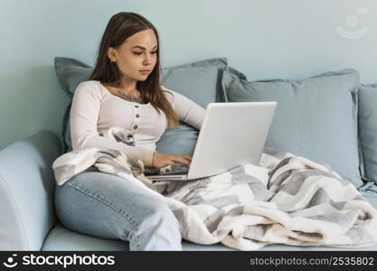 woman home working laptop during pandemic