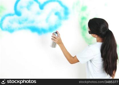 woman paints the wall of balon