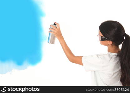 woman paints the wall of balon