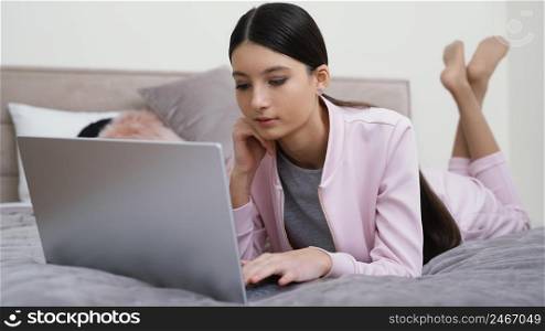 woman staying home teleworking 3