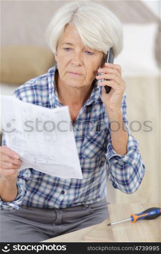 woman talking on the phone