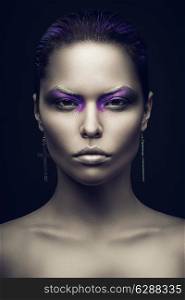 woman with violet make-up