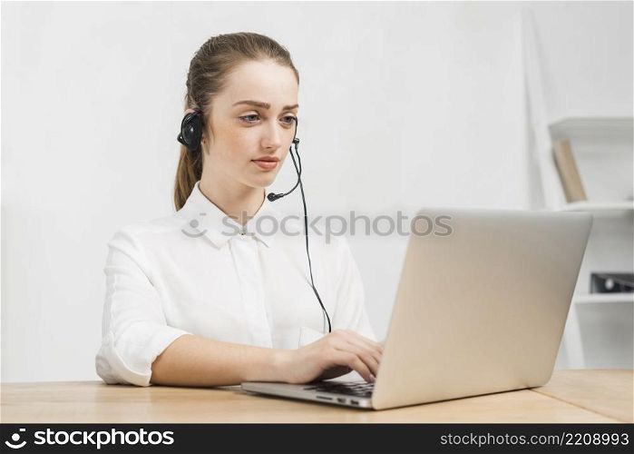 woman working call center