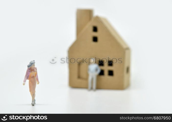 Women is leaving her man and house. Relationship concept