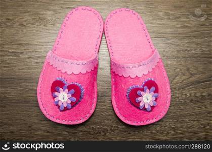 Women's slippers